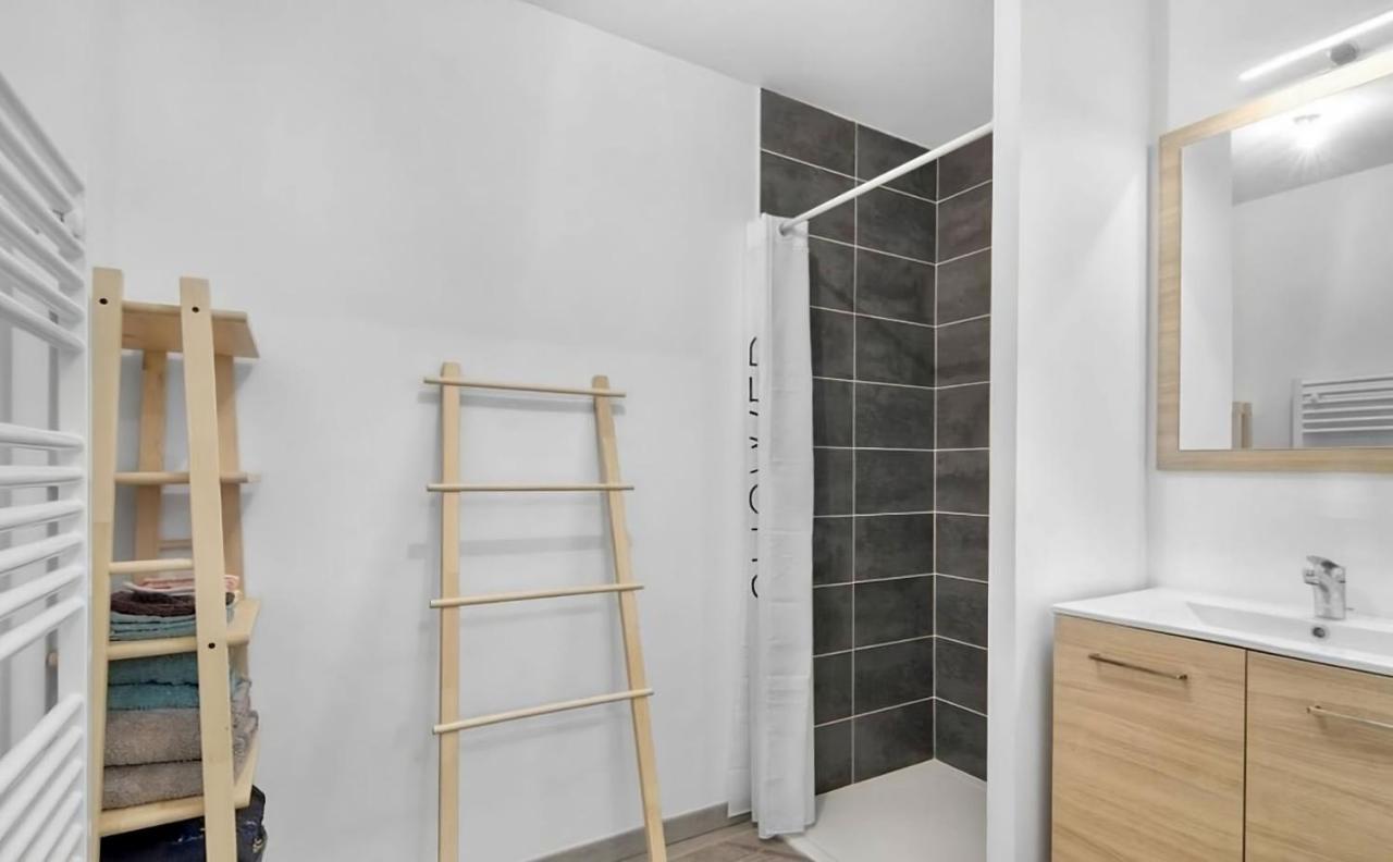 Le Lamartine - T3 Dans Un Parc Frouzins Exterior photo